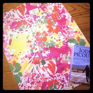 Bright floral pencil skirt 🌺 Host Pick 💖